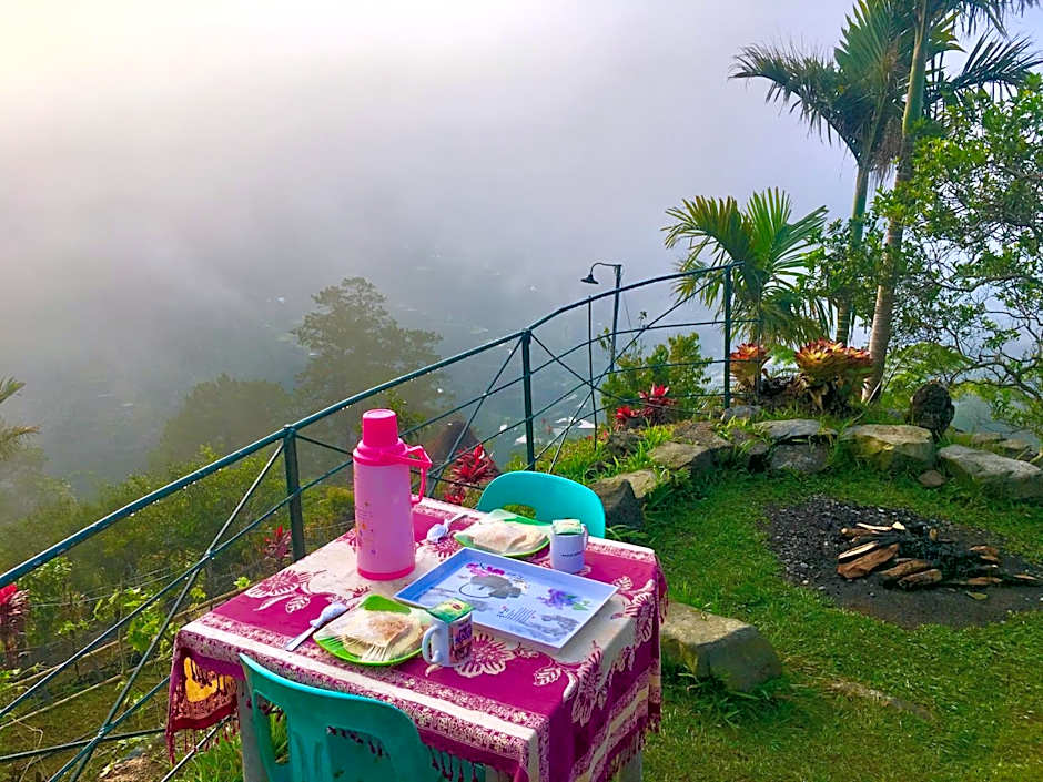 Hiwang Native House Inn & Viewdeck