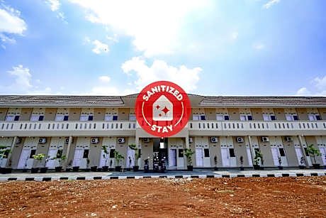 SPOT ON 2027 Putri Guest House Syariah
