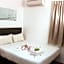 Apple 1 Hotel Queensbay
