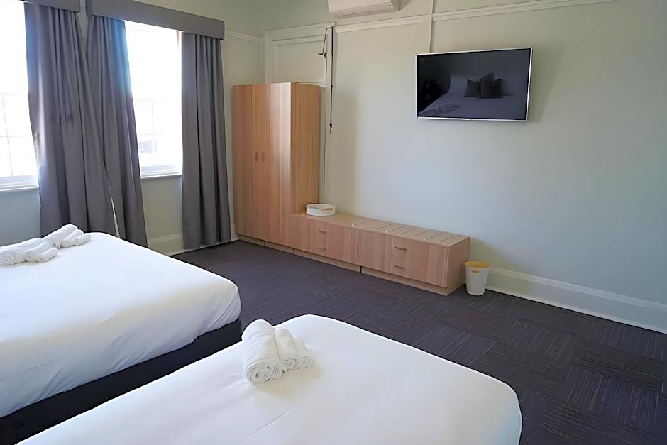 Rosehill Hotel