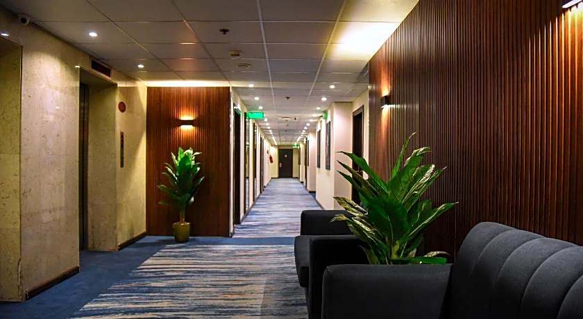 Grand plaza al Madinah