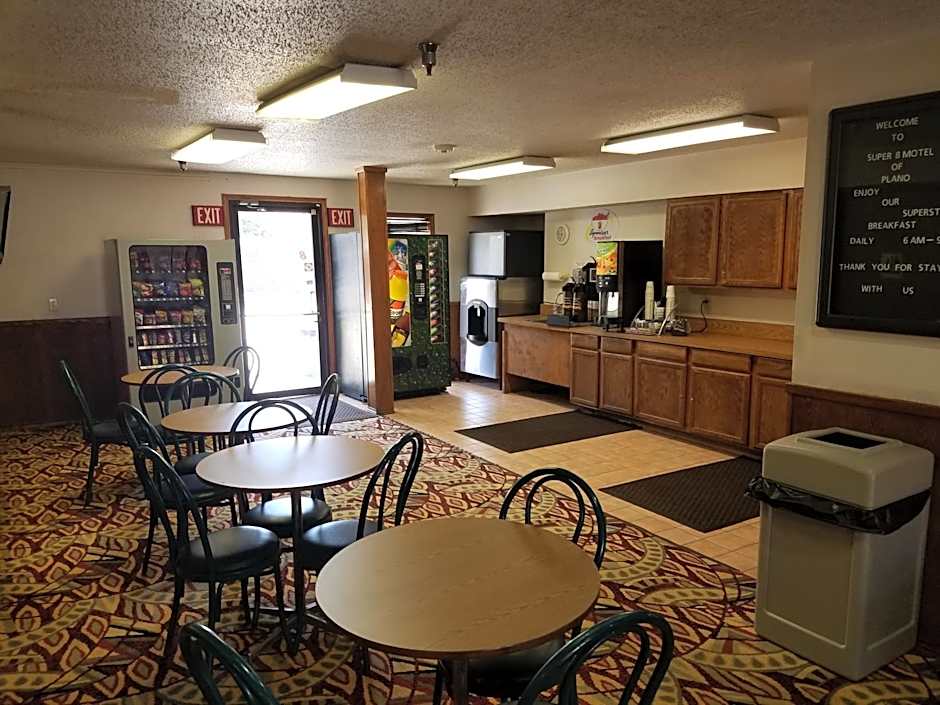 Super 8 by Wyndham Plano/Dallas Area