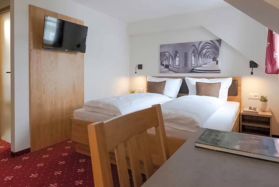 Klostergasthof Heidenheim - Hotel Garni