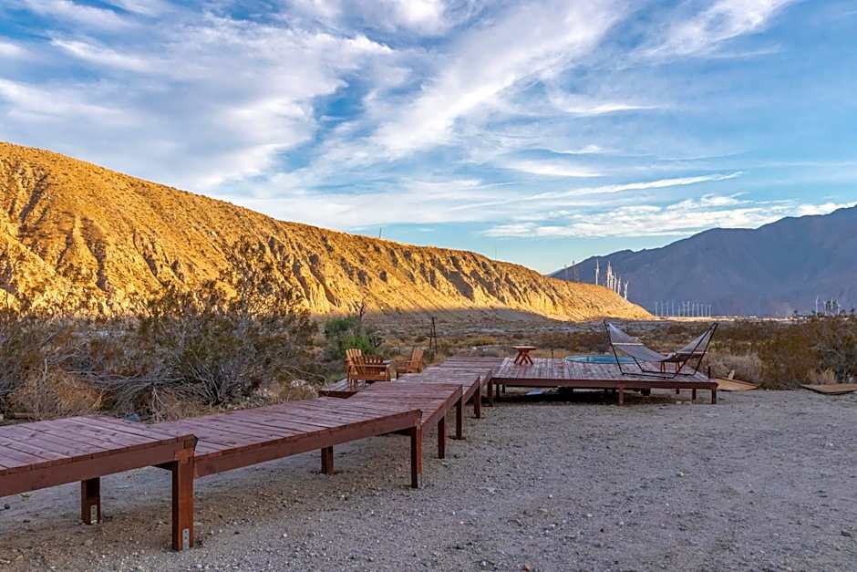 Whitewater Cabin - historic A Frame desert retreat
