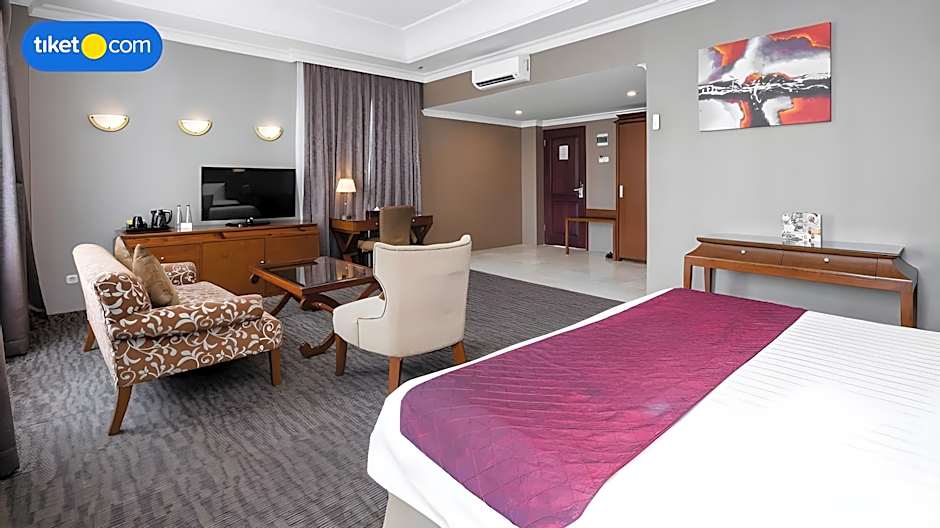 The Mirah Bogor Hotel