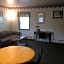 Fred's Inn Restaurant & Lodging