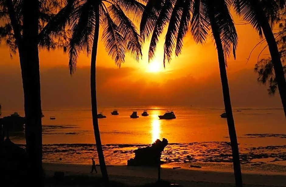 Turtle Bay Beach Club- All Inclusive