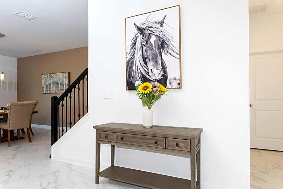 Super nice and spacious 9BDR home