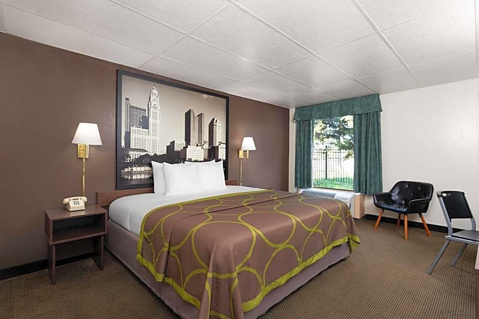 Super 8 by Wyndham Columbus