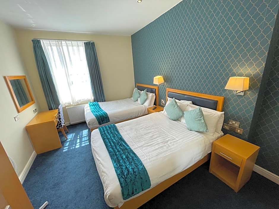 Iris Hotel Llandudno