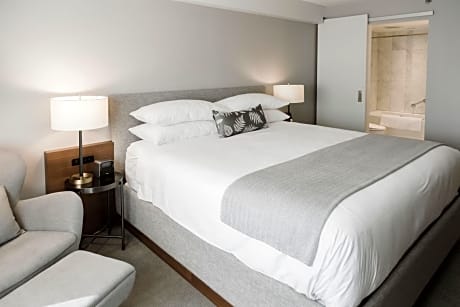 King Room with City View