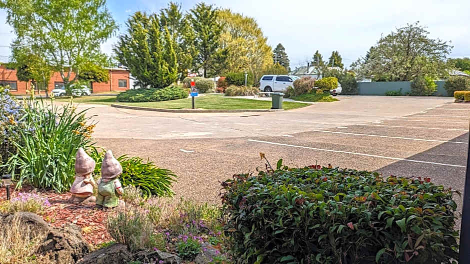 Highlands Motor Inn