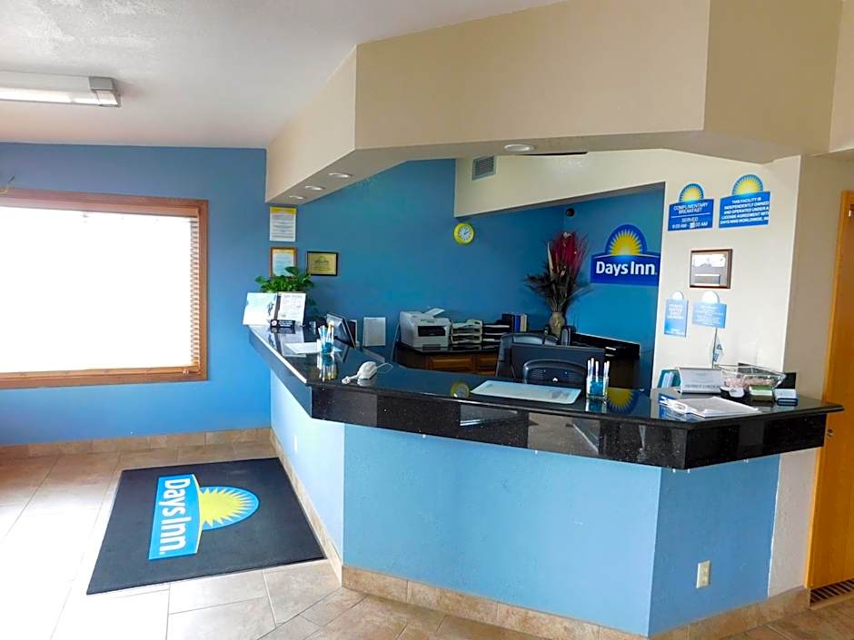 Days Inn by Wyndham Newton