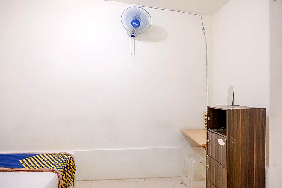 OYO Life 2417 Melati Residence