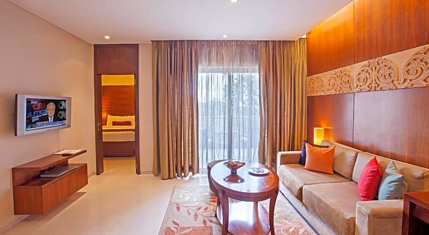 Oakwood Residence Naylor Road Pune