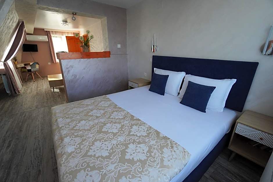 Jeweller Hotel