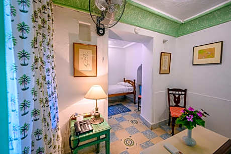 Heritage Comfort Room - Enjoy a 10% discount on spa, laundry, and vintage car services, alongside complimentary evening tea, guided fort tours, and morning yoga (7:00 AM – 8:00 AM)