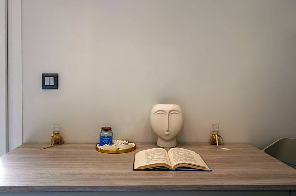 Alexia Seaview Apartments