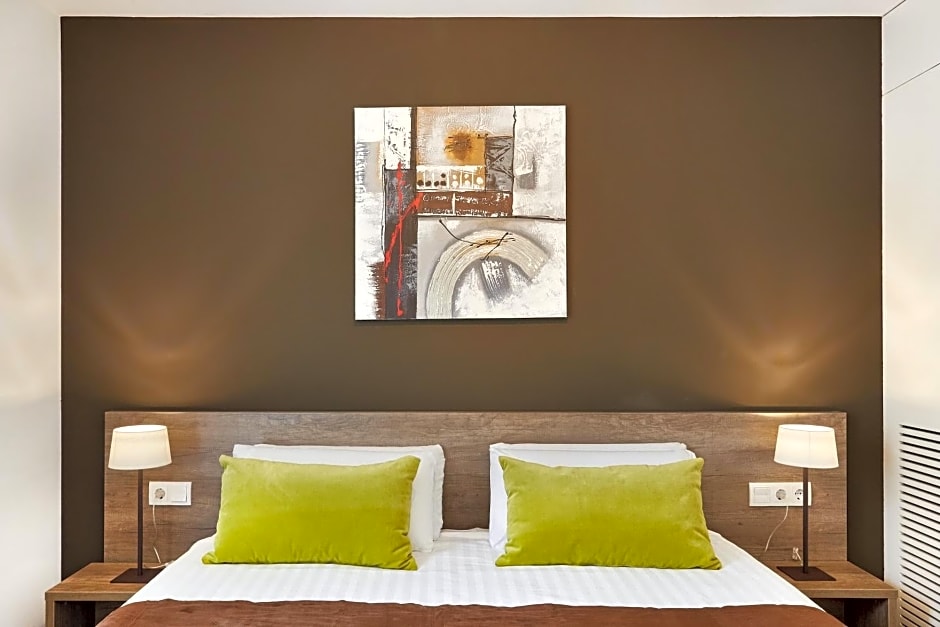 Urban Districs Apartments Rambla Suite & Pool