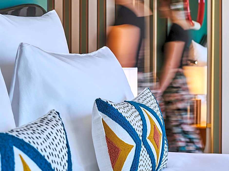 Mercure Paris Butte Montmartre Basilique