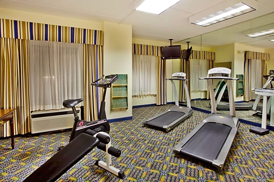 Holiday Inn Express Hotel & Suites Lawrenceville By IHG