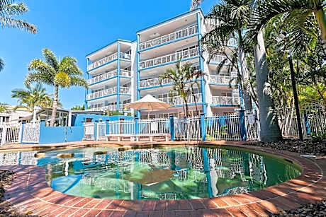 White Crest Apartments
