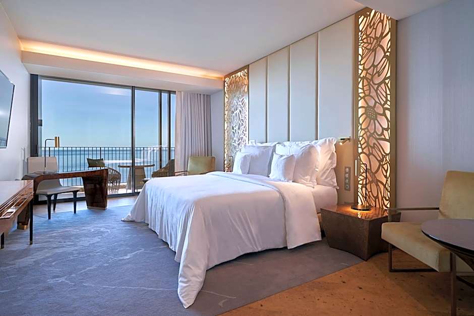 Savoy Palace - The Leading Hotels of the World - Savoy Signature