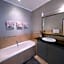 Khululeka Safaris Lodge