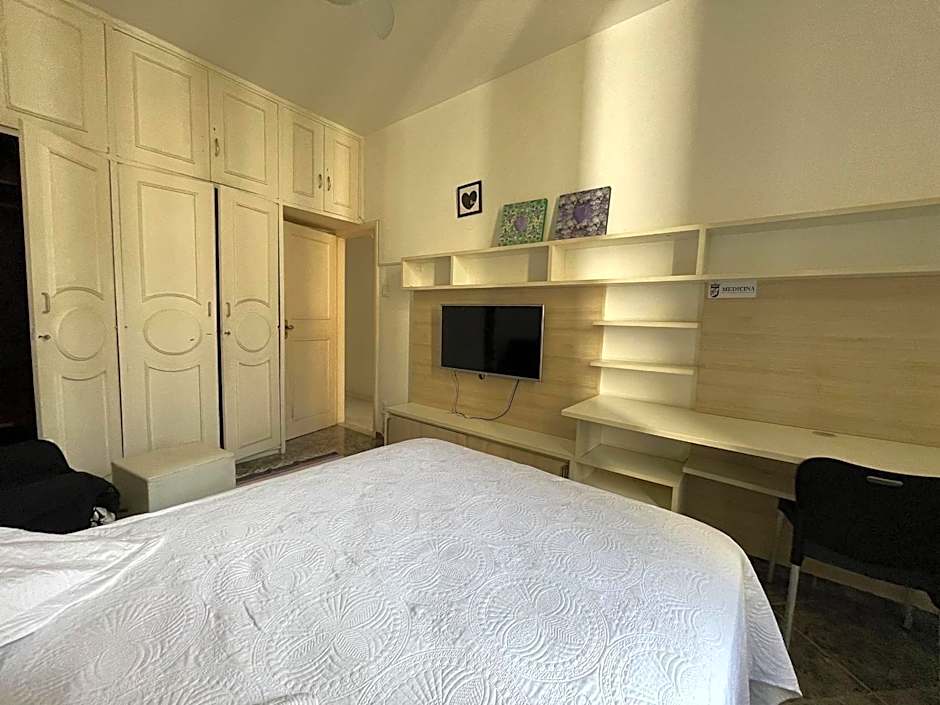 2-Bedroom Apartment Between Copacabana & Ipanema