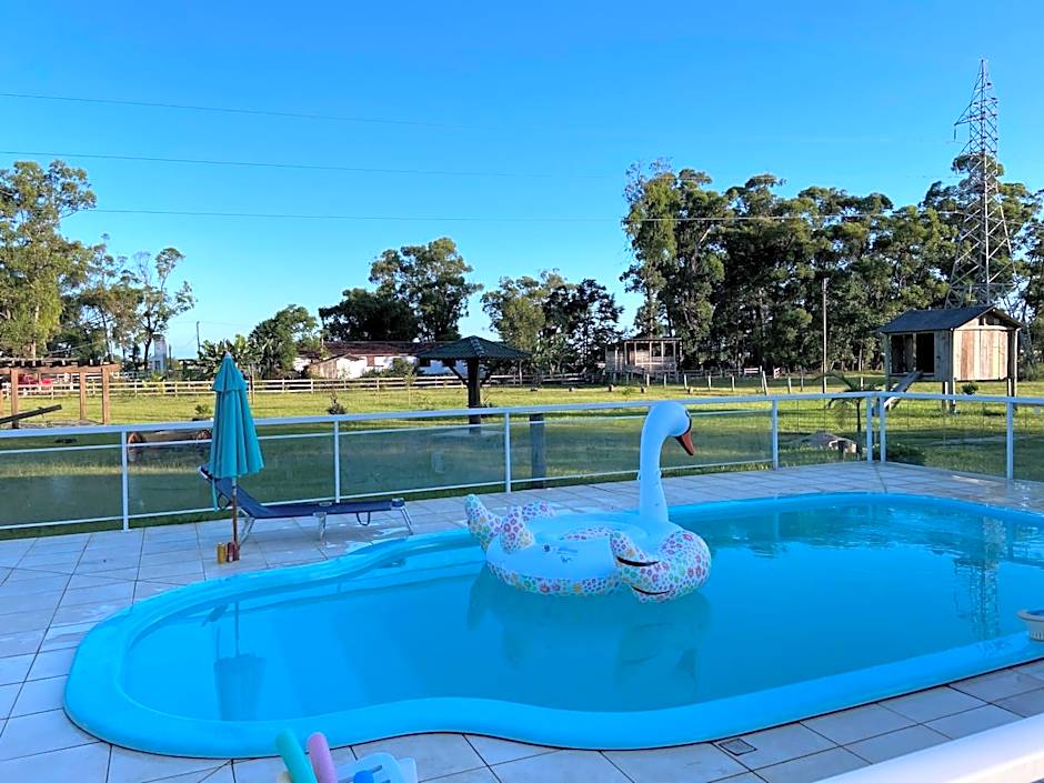 Haras Trevo de Ferro, Praia, Piscina e Campo