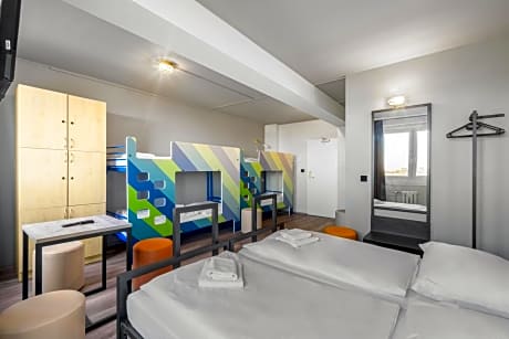 Bed in 6-Bed Dormitory Room