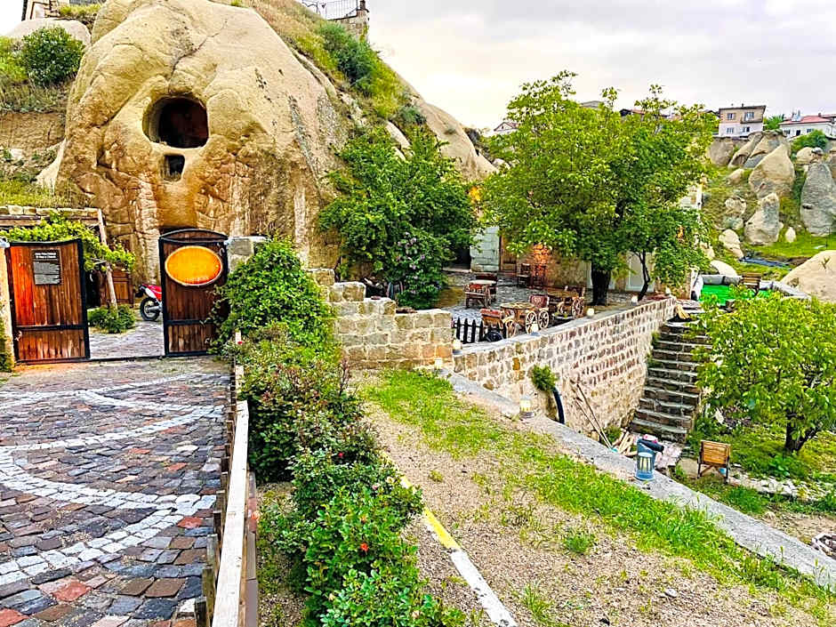 CAPPADOCİA ST.NİNO'S GARDEN