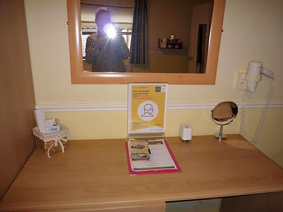 Avlon House Bed & Breakfast