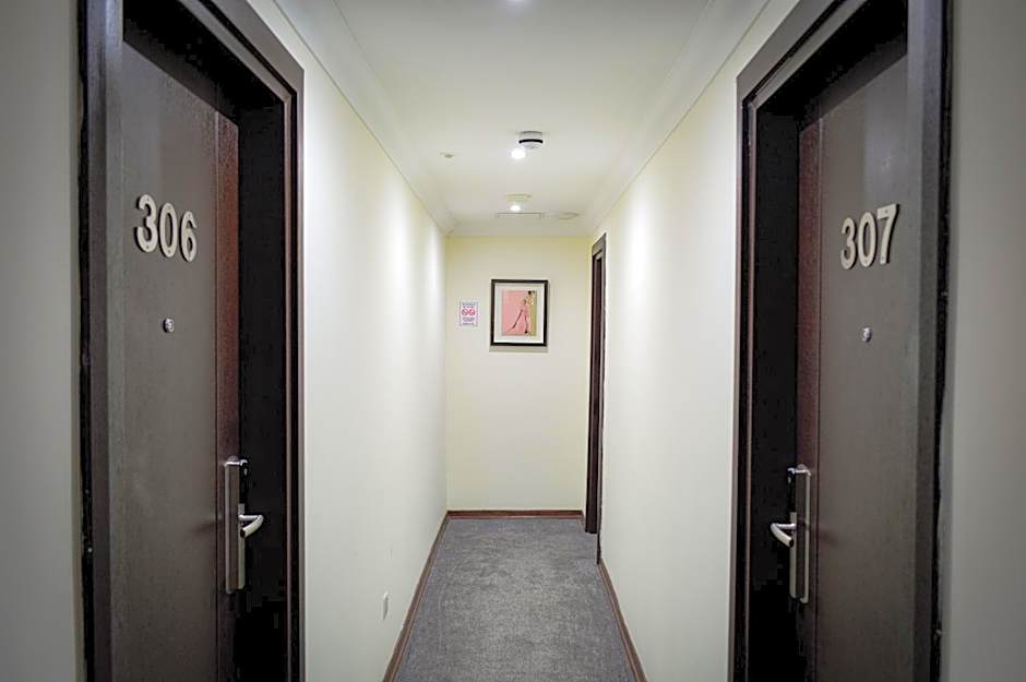 The Royal Chulan Hyde Park Hotel