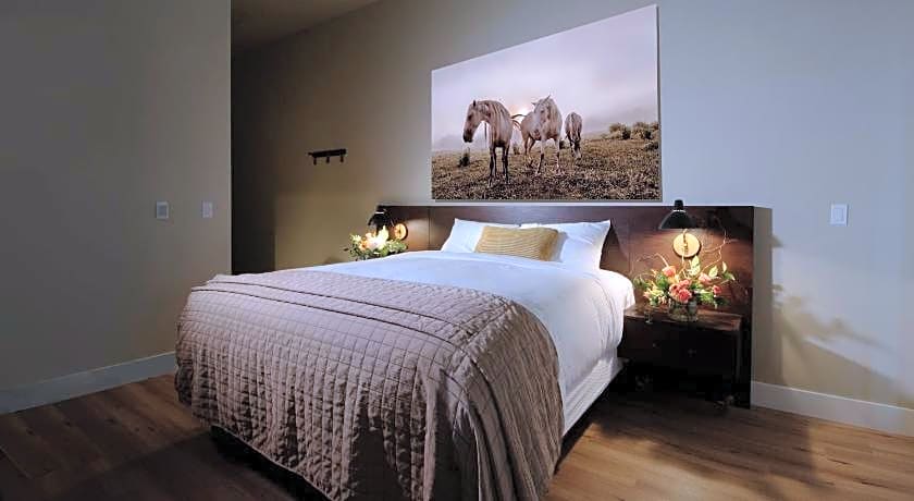 Gateway Hotel, Trademark Collection by Wyndham