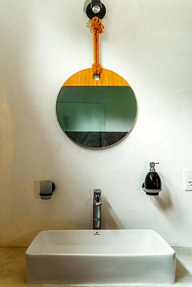 Royal Palm Bacalar Cabañas & Lagoon Club