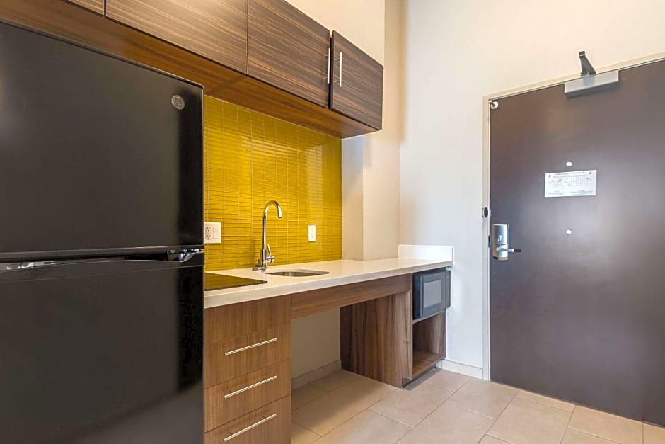 MainStay Suites Bricktown - near Medical Center
