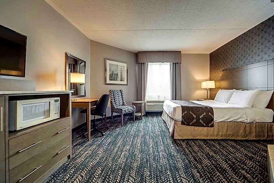 Monte Carlo Inns Brampton Suites