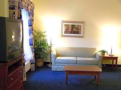 Hampton Inn & Suites - Fort Pierce