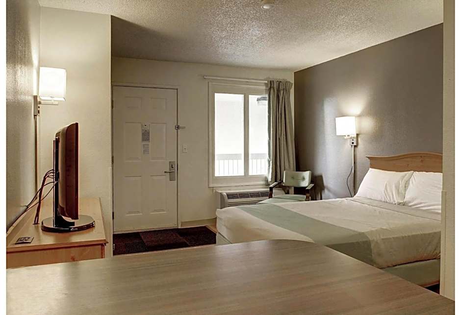 Murray Inn & Suites