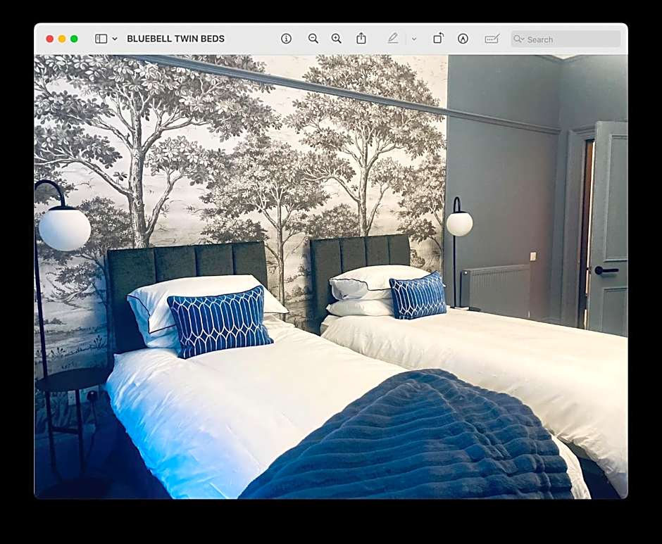 Bluebell Studio Glasgow Airport