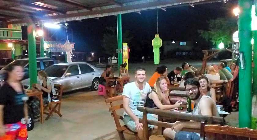 Rueang Sri Siri Guesthouse