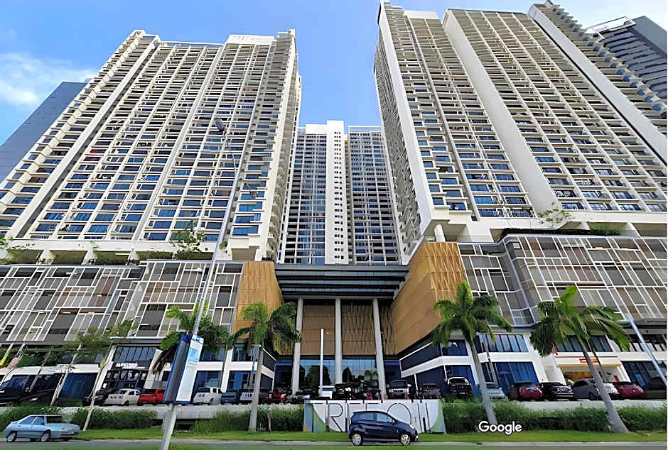 De Houz Guesthouse @ Setia Alam Trefoil