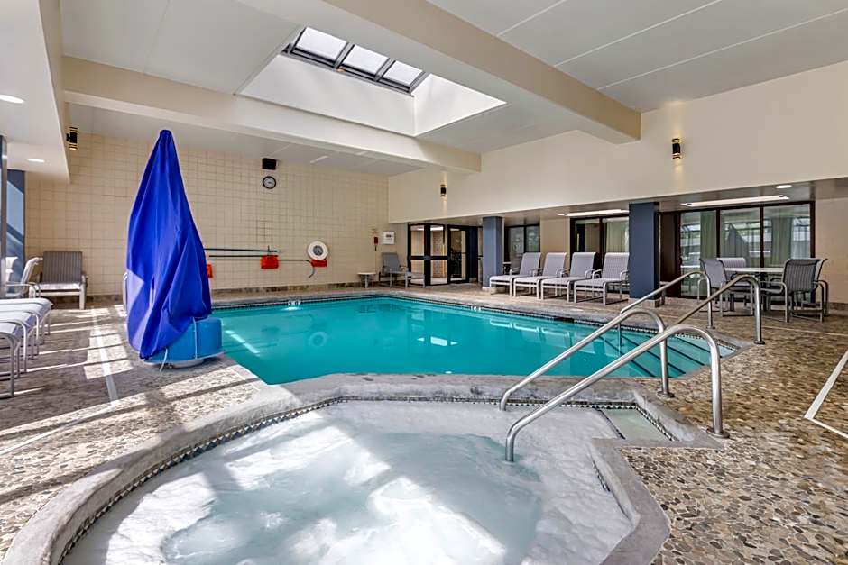 Best Western Plus Inntowner Madison