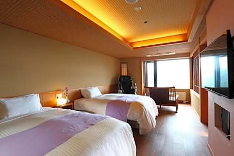 Deluxe Twin Room with Open-Air Hot Spring Bath