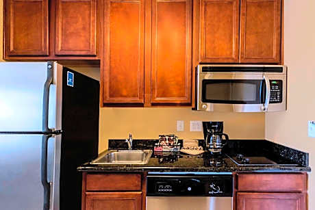 King Studio with Sofa Bed and Desk