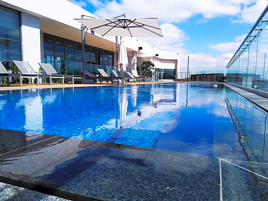 Menlyn Apartment
