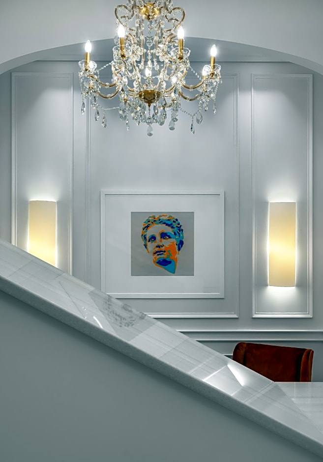 Praxitelous Luxury suites