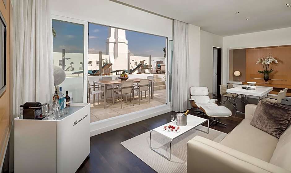 ME Madrid Reina Victoria