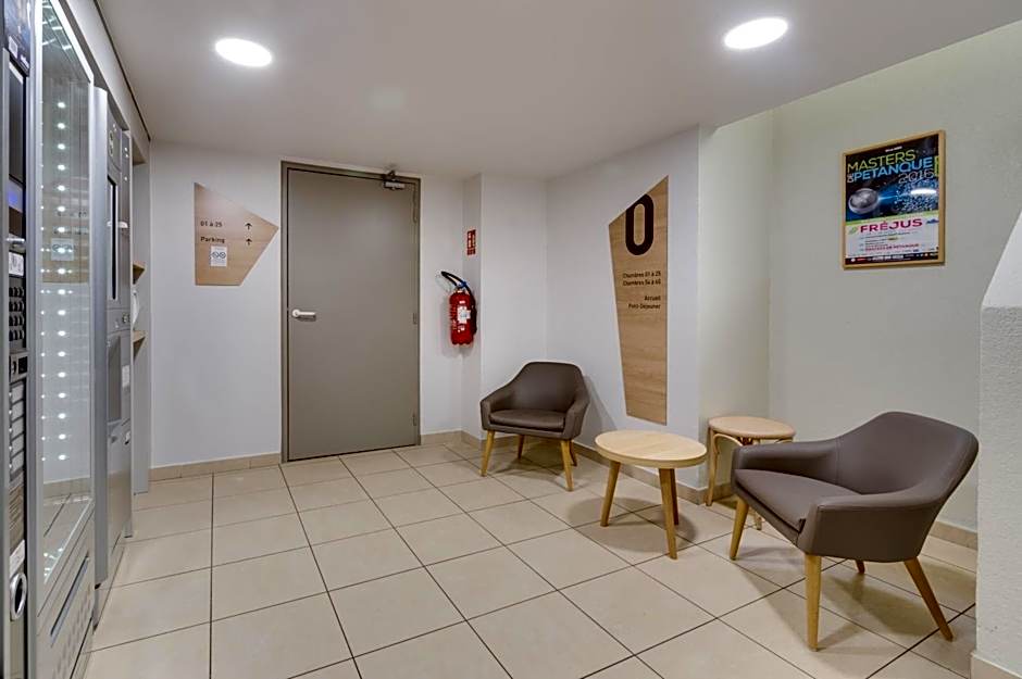 B&B HOTEL FREJUS Puget-sur-Argens